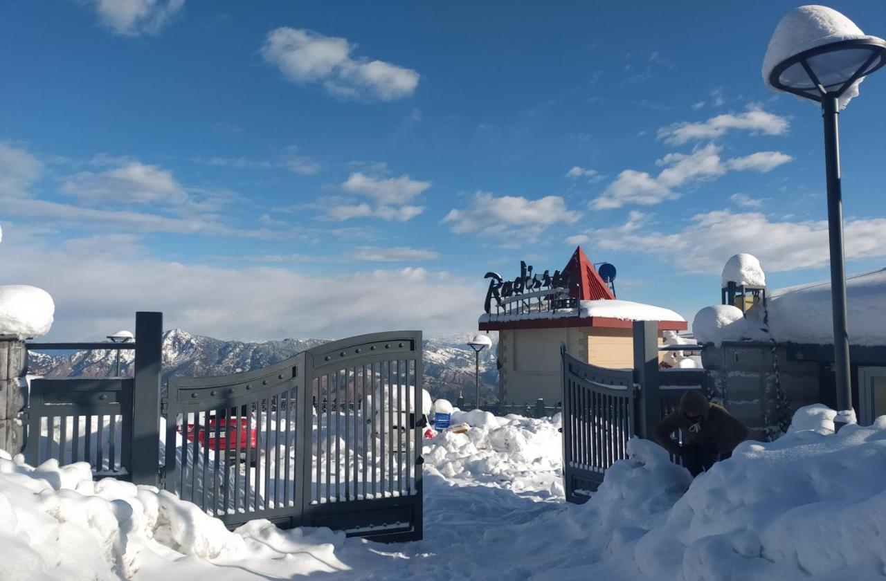 Radisson Kufri Hotell Shimla Exteriör bild