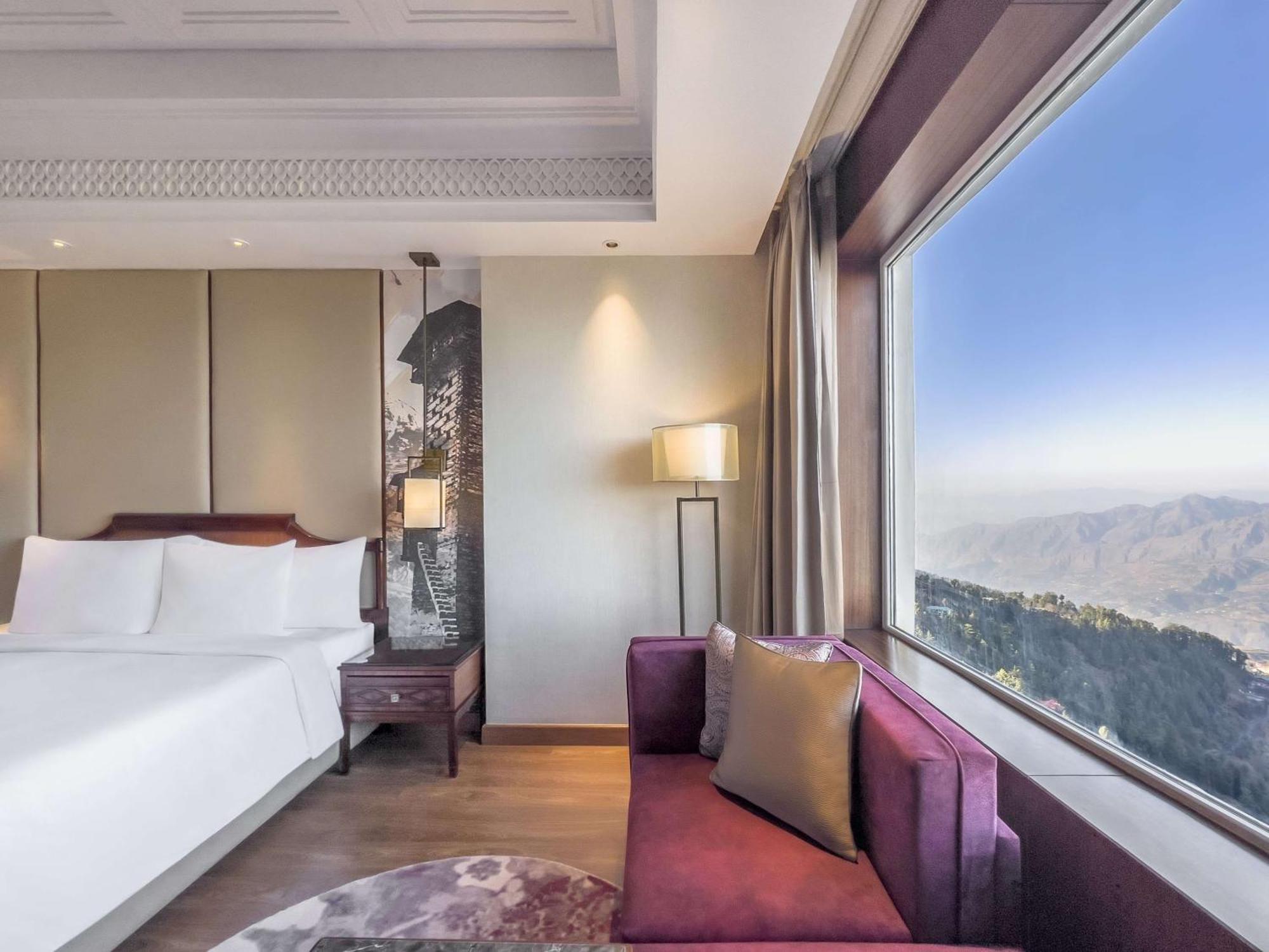 Radisson Kufri Hotell Shimla Exteriör bild
